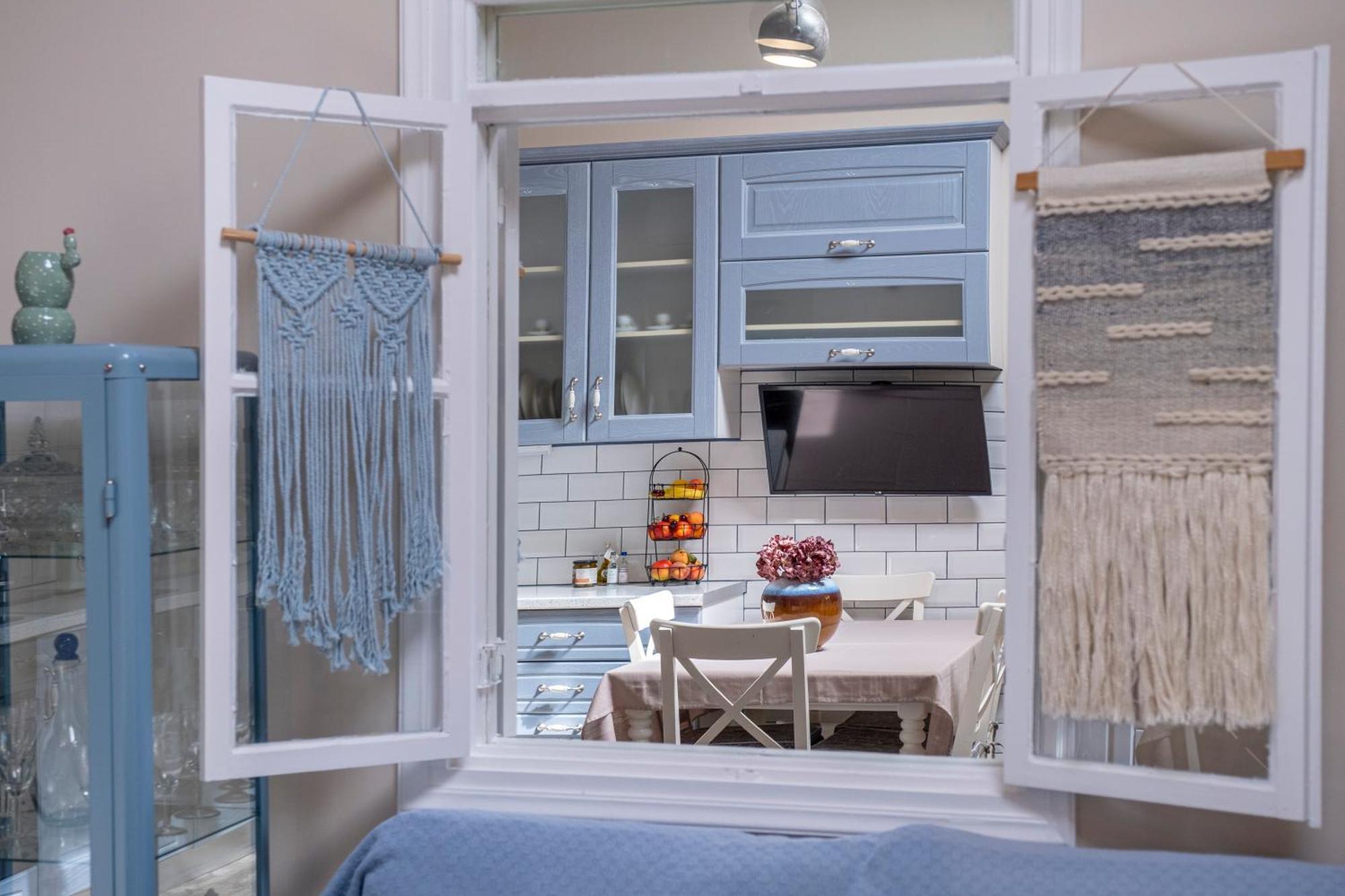 Oasis Home Tolo Bagian luar foto