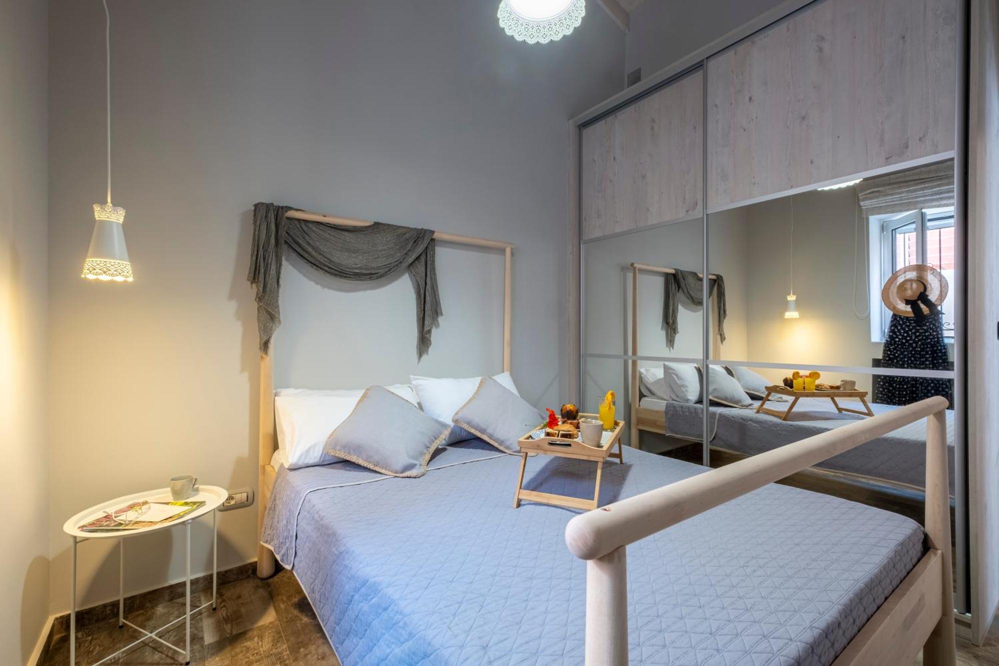 Oasis Home Tolo Bagian luar foto